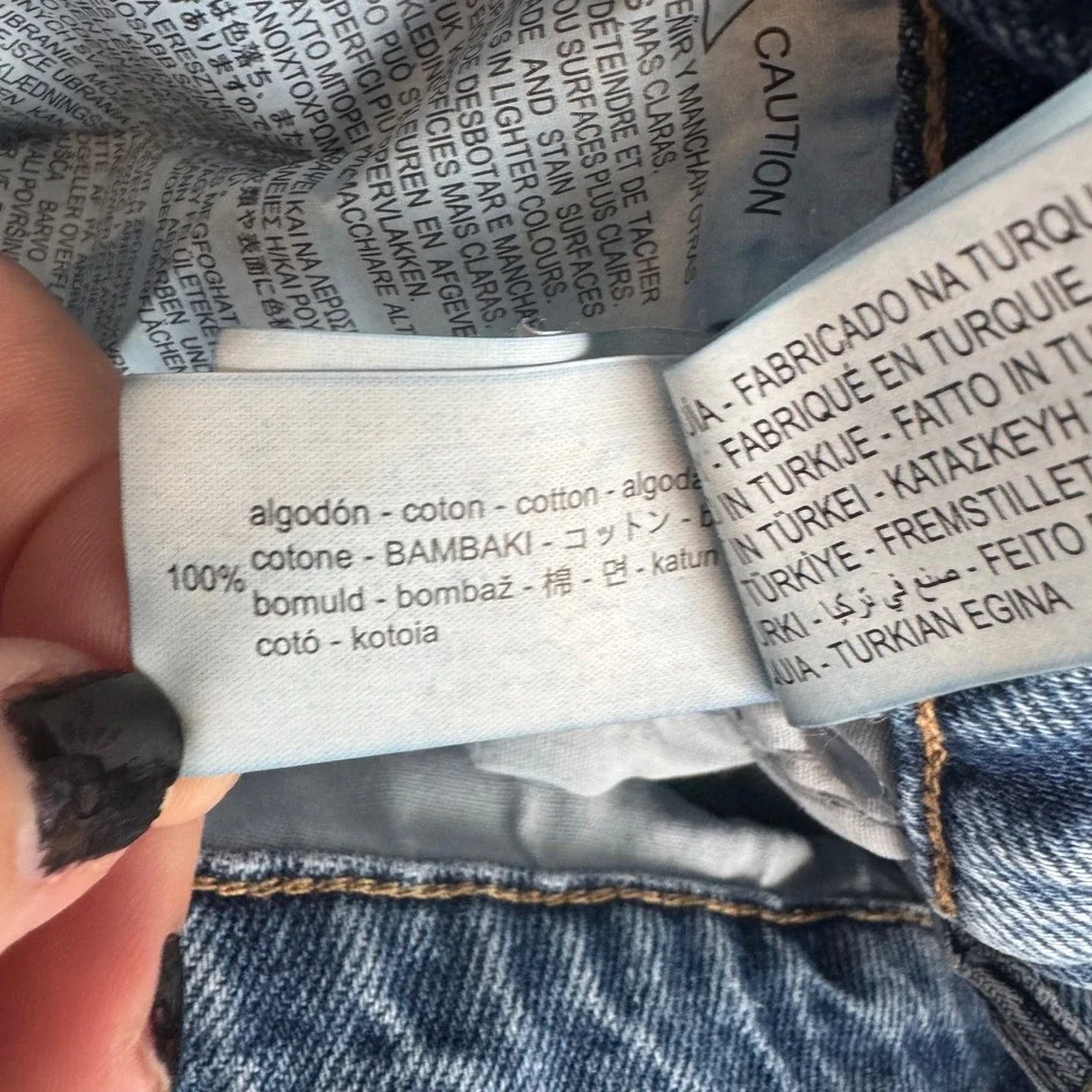 ZARA Women Blue Wash Straight Leg Raw Hem Denim Jeans Size 6‎